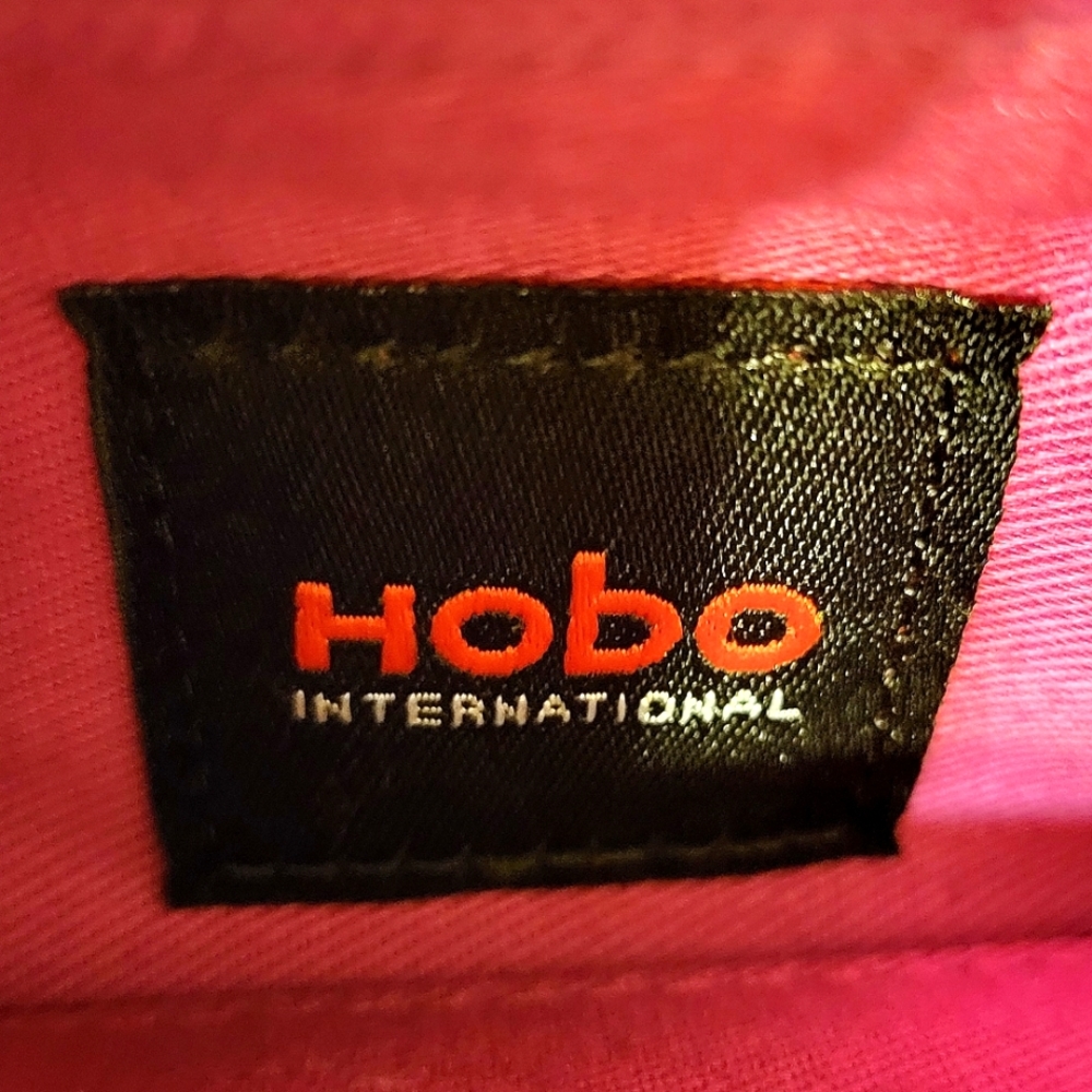 NWT HOBO RARE Int'l 'Millie' Embossed Leather Wallet/Clutch Color Sea Flower - Picture 5 of 10